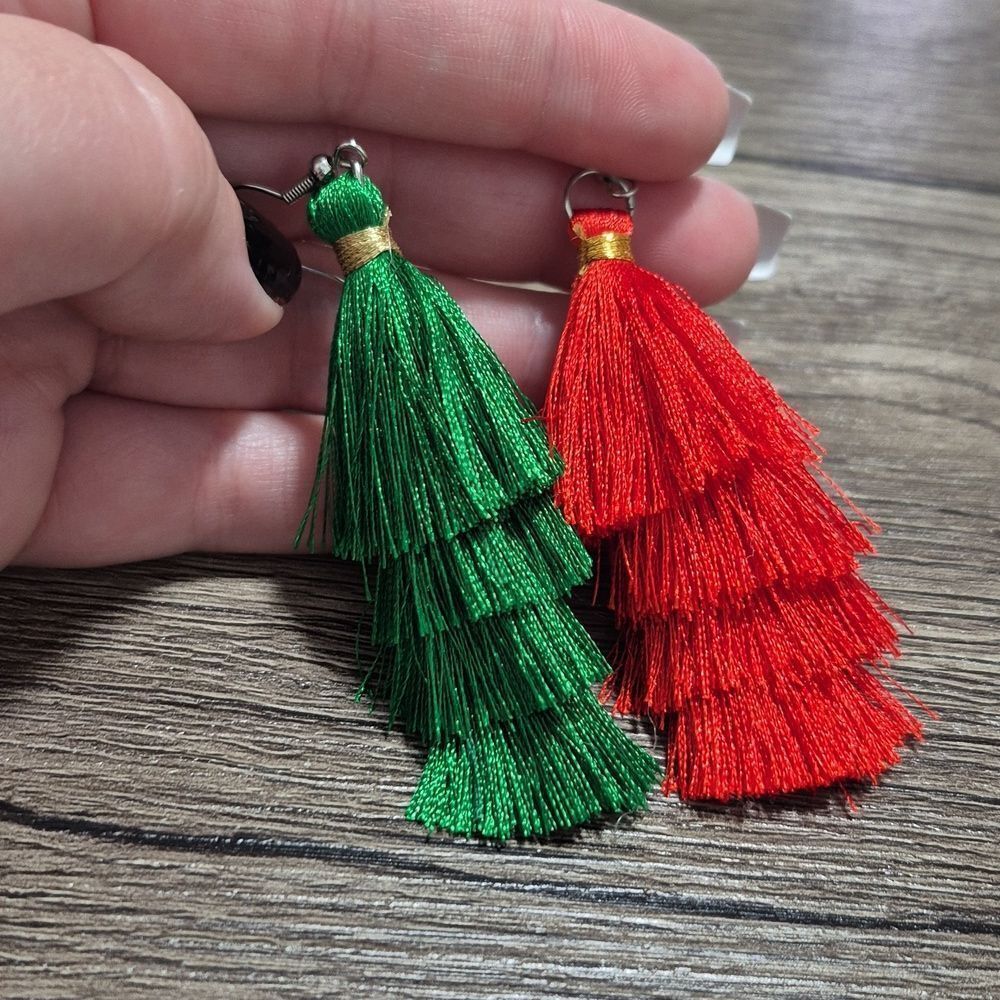 ♡♡♡Elegant Red and Green Tassel Earrings | Stocking Stuffer Gifts - Picture 7 of 8